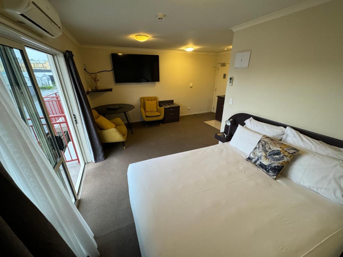 B-Ks Premier Motel Palmerston North Exterior foto