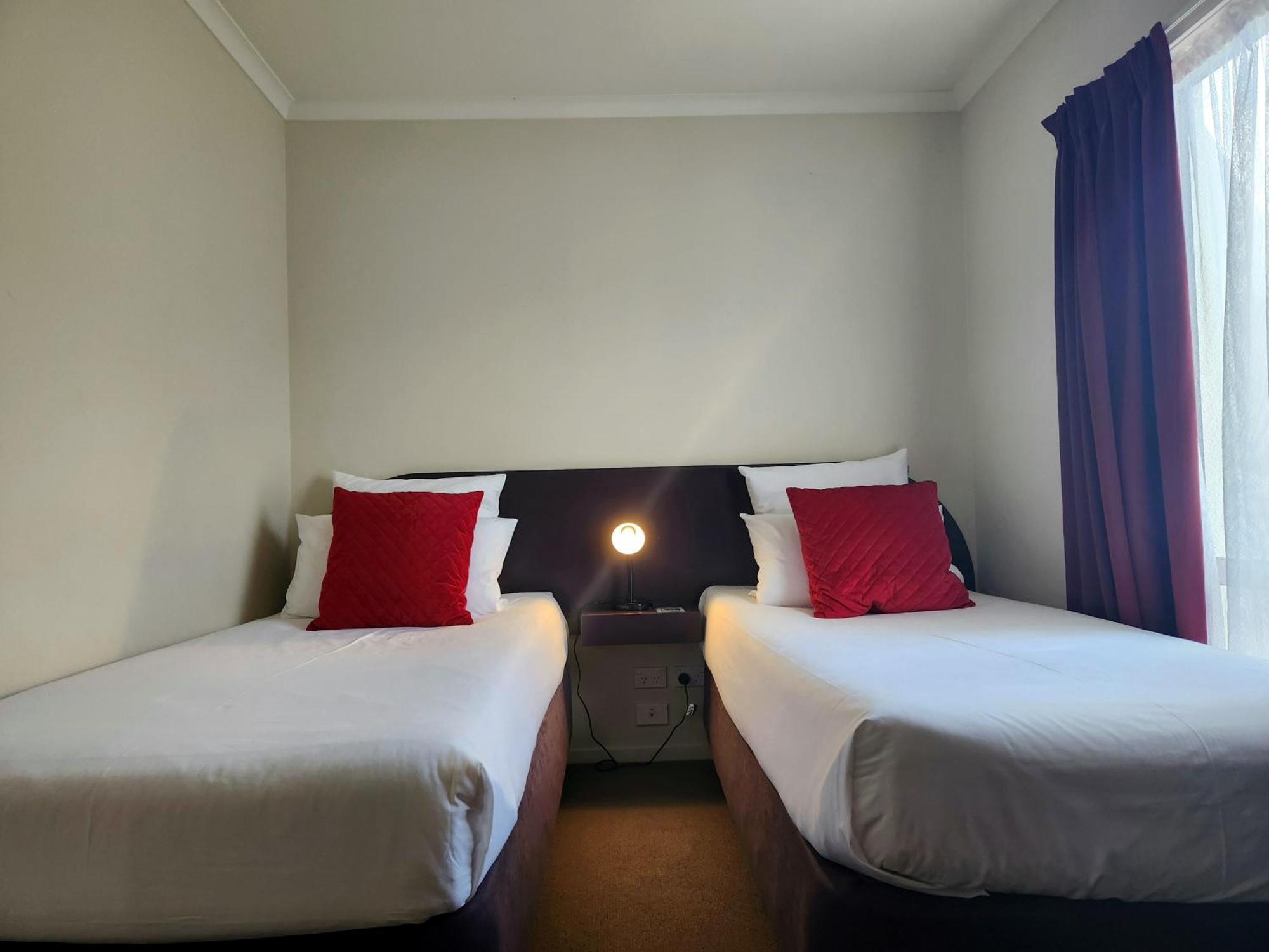 B-Ks Premier Motel Palmerston North Exterior foto